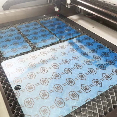 Nano vidrio hidrogel y vinilos Daqin móvil protector de pantalla de vidrio templado máquina de corte láser para tienda de teléfonos y negocios de reparación