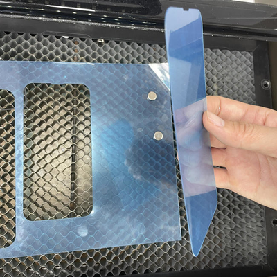 Cortadora móvil del laser del protector de la pantalla del hidrogel para el vidrio moderado 9H