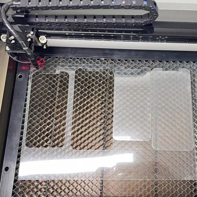 Materias primas de cristal moderadas nano antis del protector de la pantalla de la huella dactilar en hoja y rollo