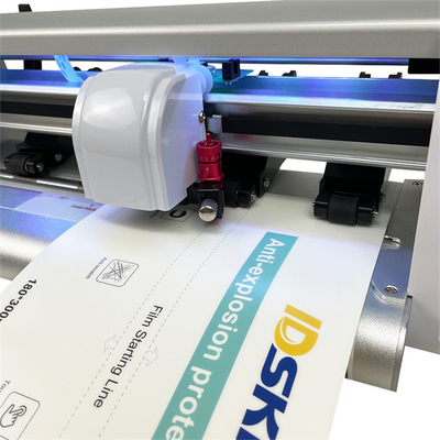 Creando una máquina de cortar película de hidrogel para pegatinas de espalda teléfonos móviles computadoras portátiles
