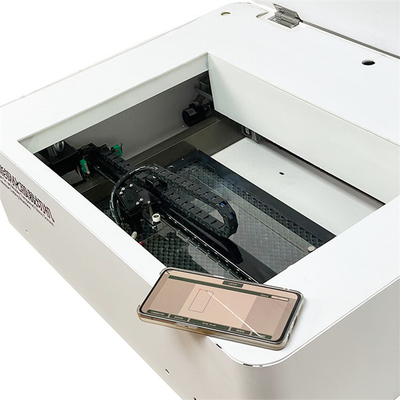 Cortado por láser de pegatinas móviles personalizadas para papel cuero enfriamiento con agua Weihong Control Plotter automático de corte por láser