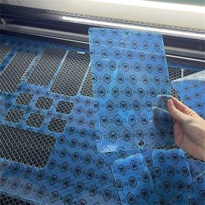 Máquina avanzada de corte con láser de CO2 para protector de pantalla móvil