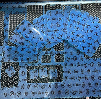 Máquina de corte con láser para protector de pantalla de alta velocidad Daqin 1040